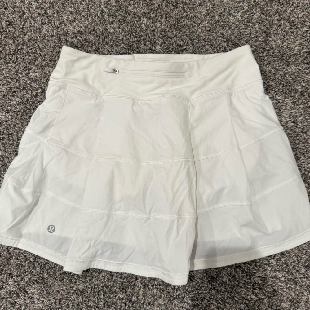 Women's lululemon White tennis/golf skirt